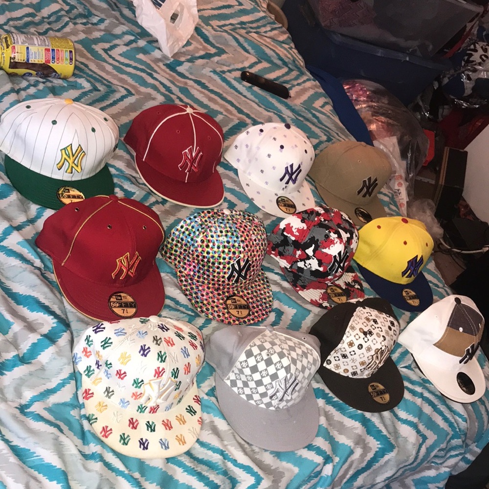 NewYork Yankees caps!